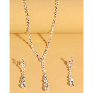 Matching Earrings and Necklace Costume‎ Set NEW